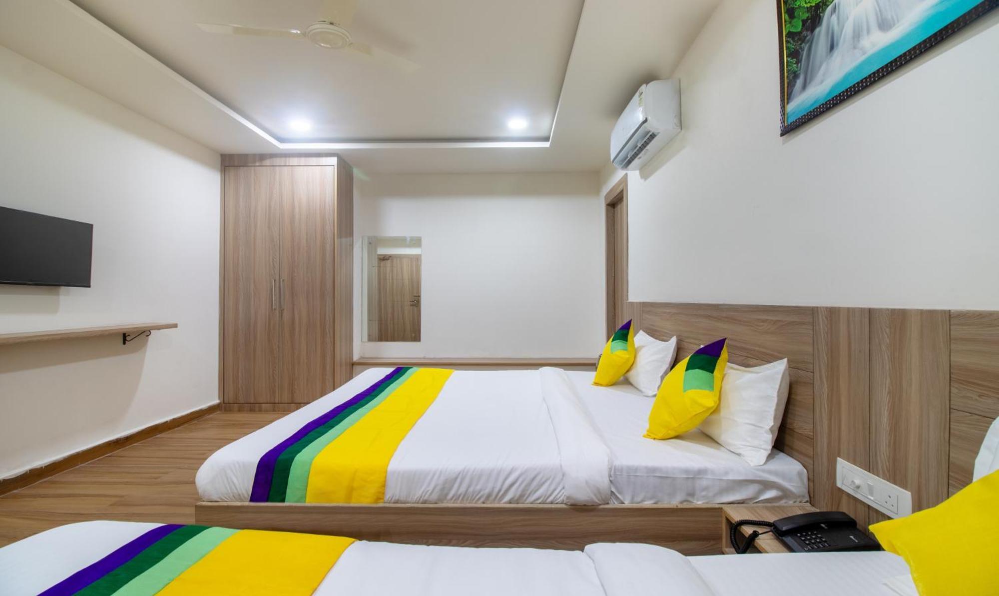 Itsy Hotels Krishna Residency, Govardhan Chauraha Mathura Ngoại thất bức ảnh
