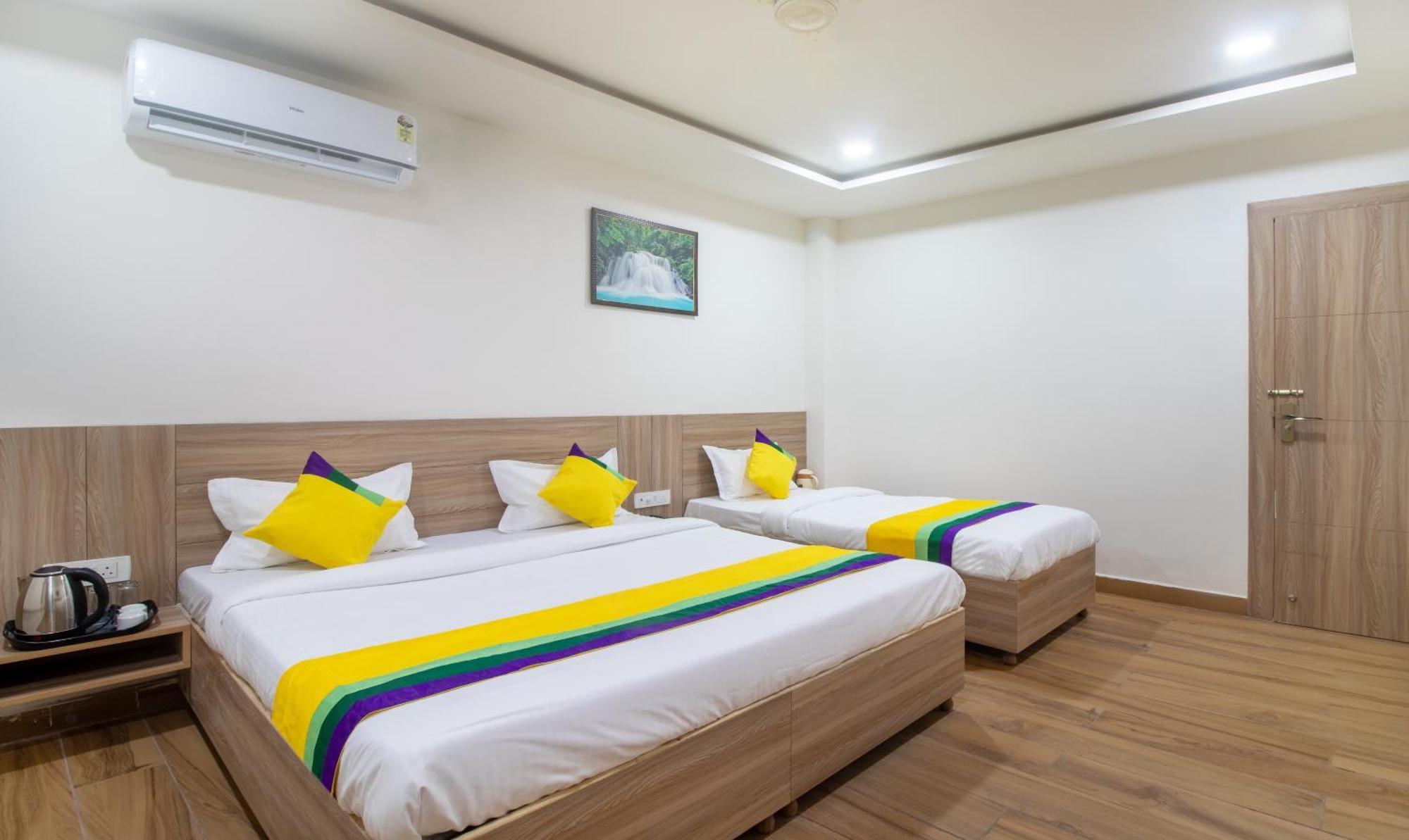Itsy Hotels Krishna Residency, Govardhan Chauraha Mathura Ngoại thất bức ảnh