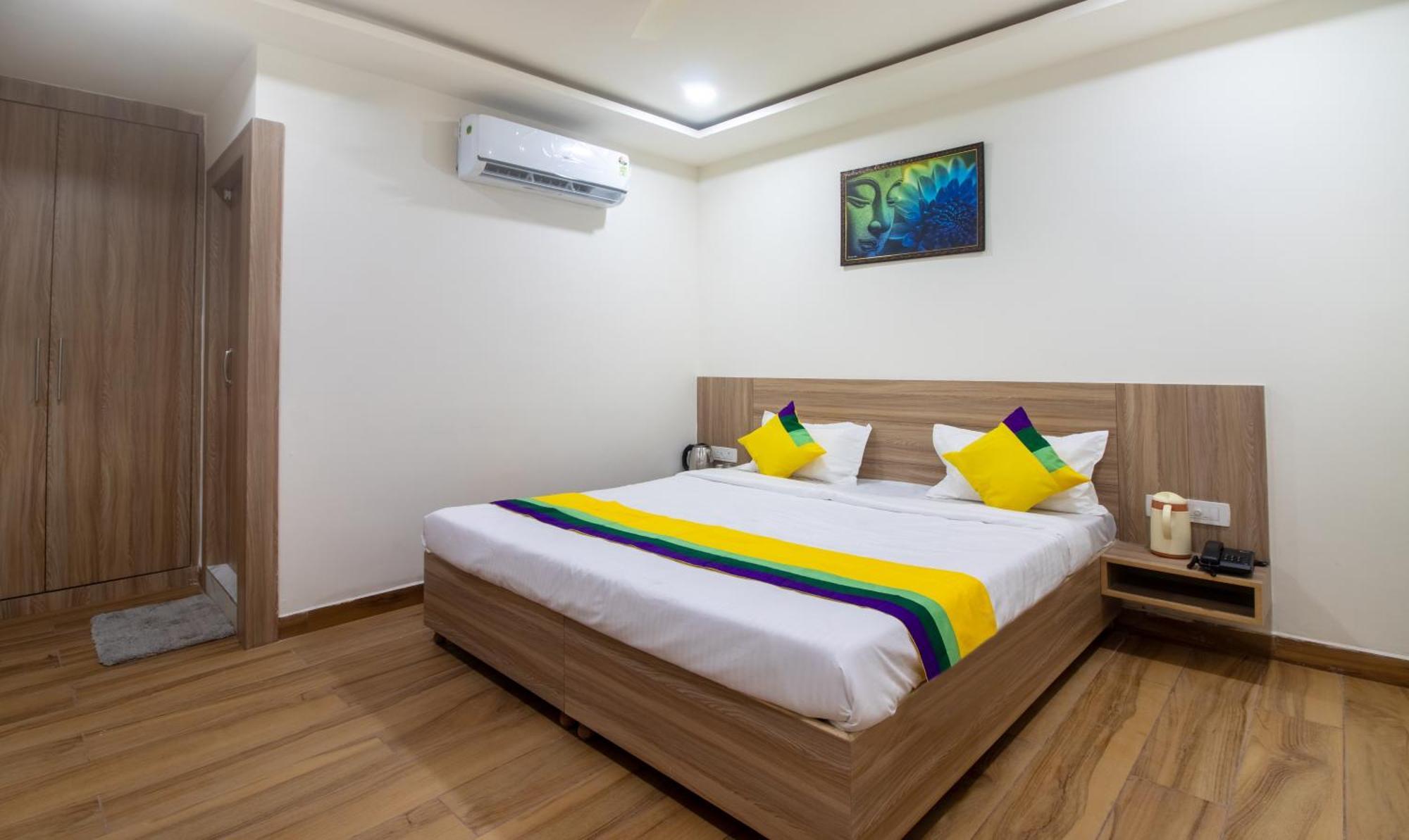Itsy Hotels Krishna Residency, Govardhan Chauraha Mathura Ngoại thất bức ảnh