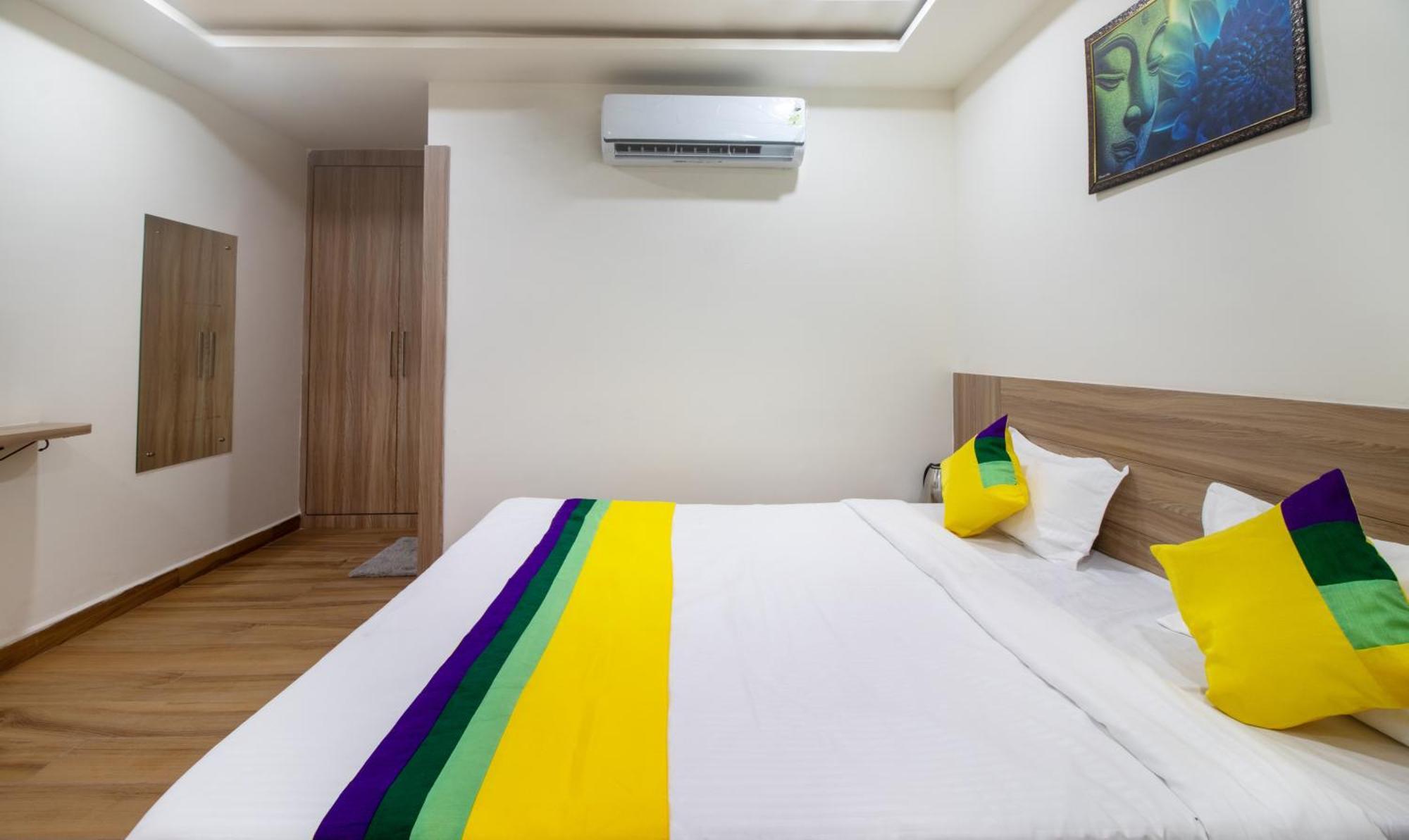 Itsy Hotels Krishna Residency, Govardhan Chauraha Mathura Ngoại thất bức ảnh